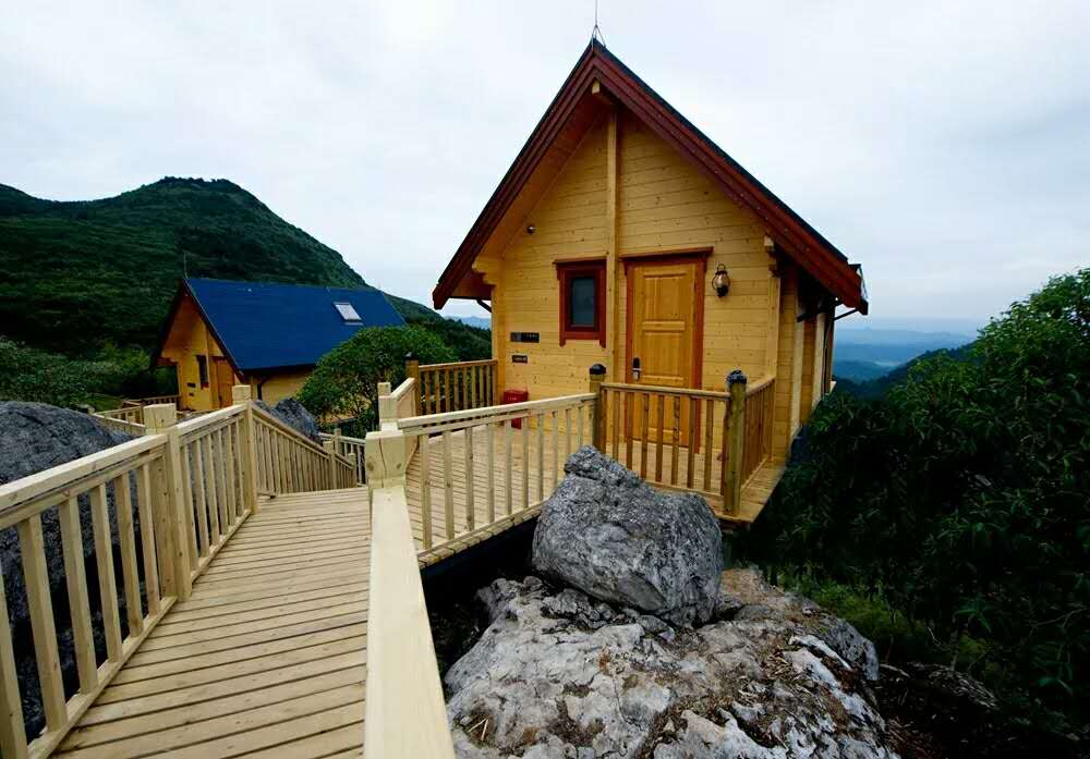 湖南旅游開發(fā)公司,懷化旅游開發(fā)公司,懷化峽谷探幽,懷化石林花山植物園 湖南旅游開發(fā)公司,懷化旅游開發(fā)公司,懷化峽谷探幽,懷化石林花山植物園